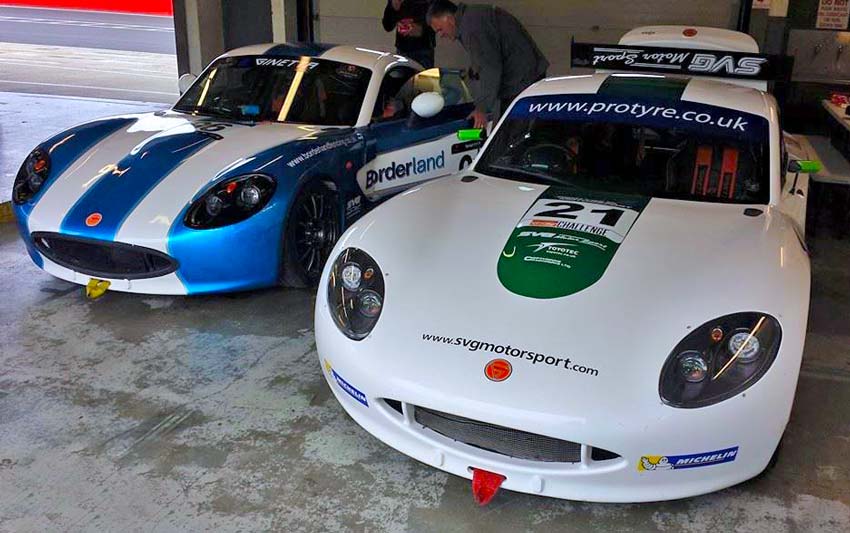 Two-Ginetta-G40s - SVG Motor Sport