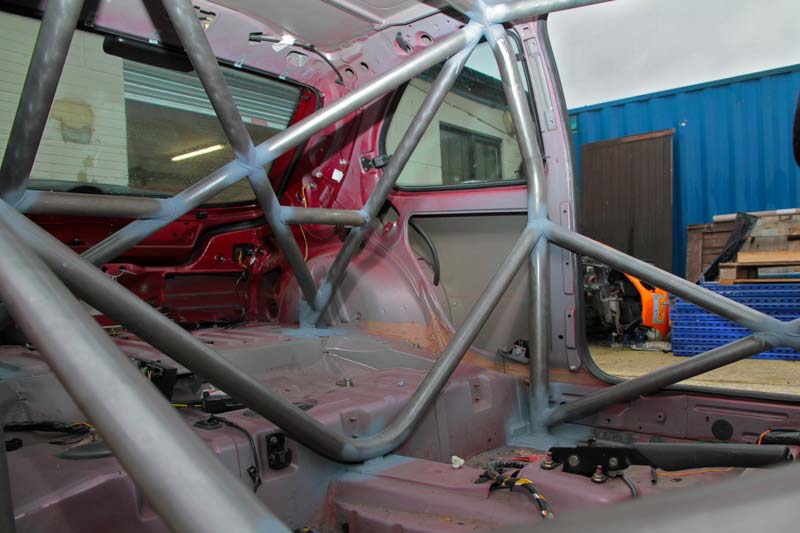 Peugeot 306 GTi roll cage